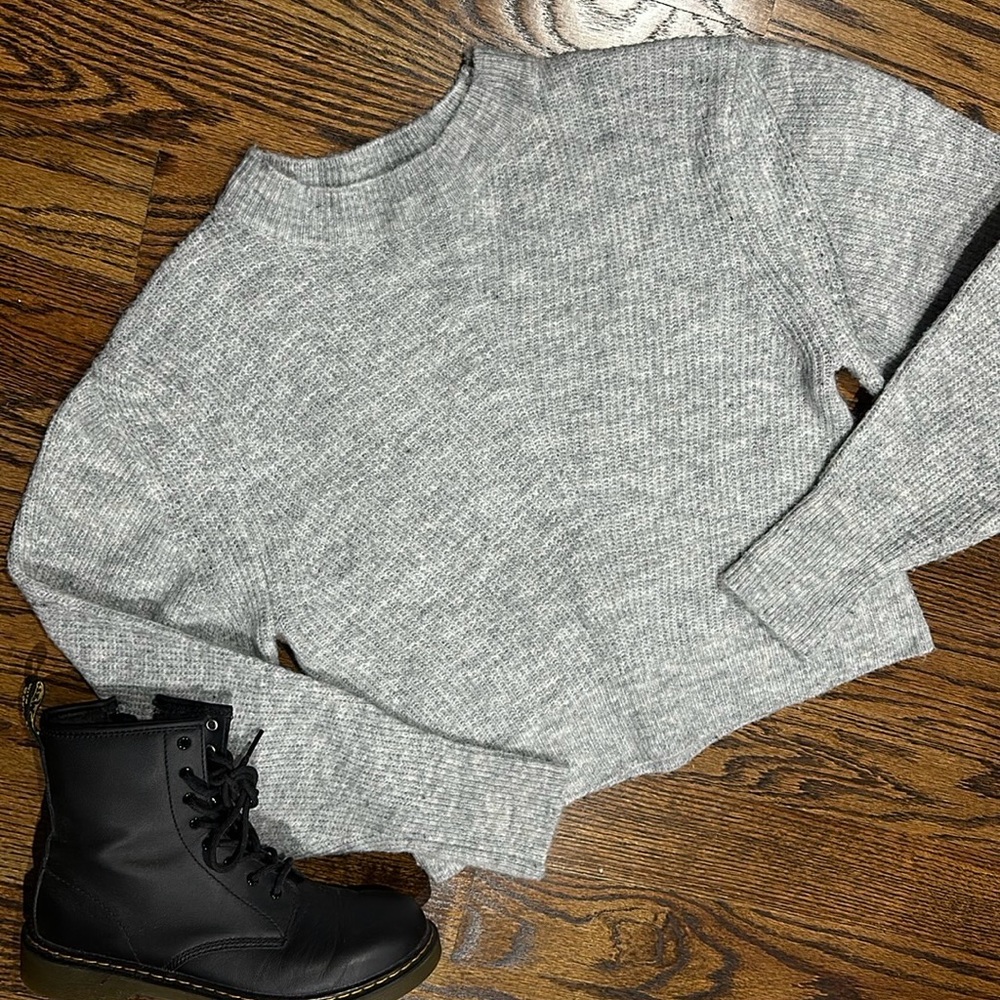 Gray Topshop Cropped Sweater